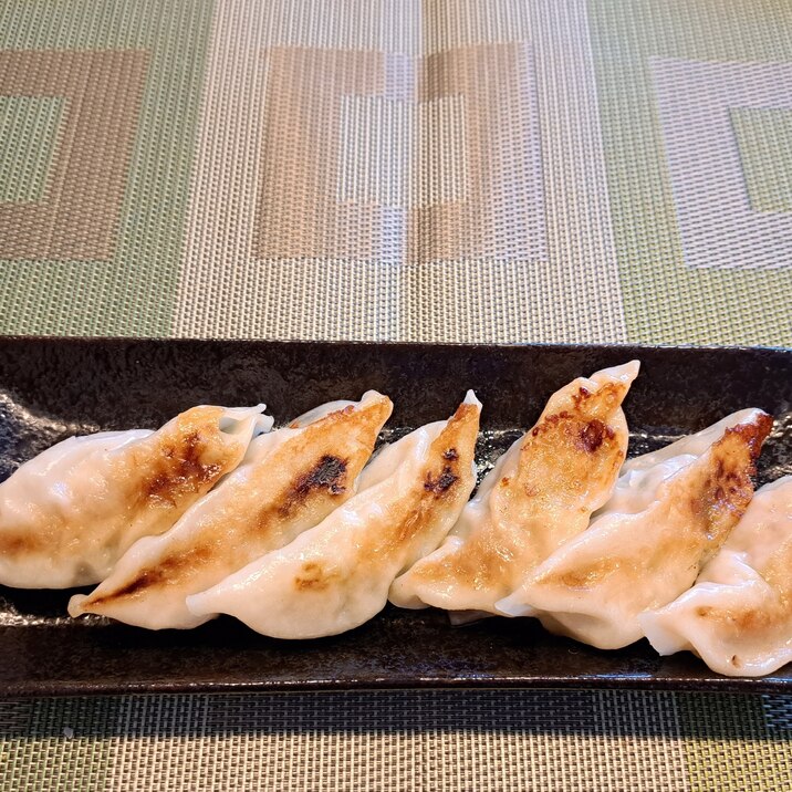 チーズを入れてボリュームアップ!しそチーズ餃子